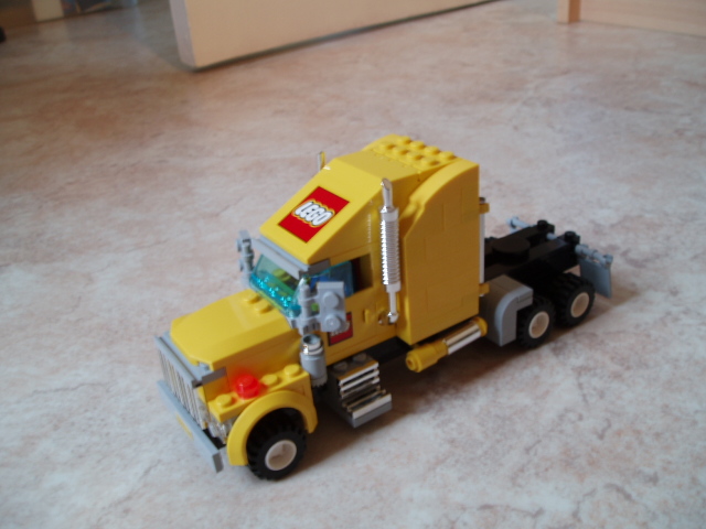 showtruck_3.jpg