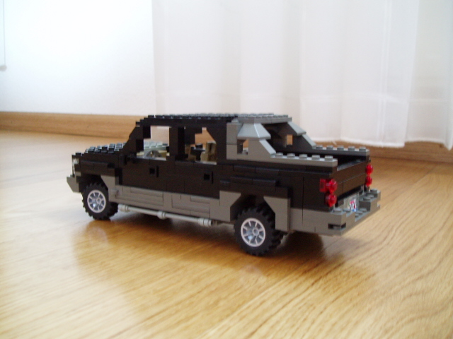 avalanche_black_2.jpg