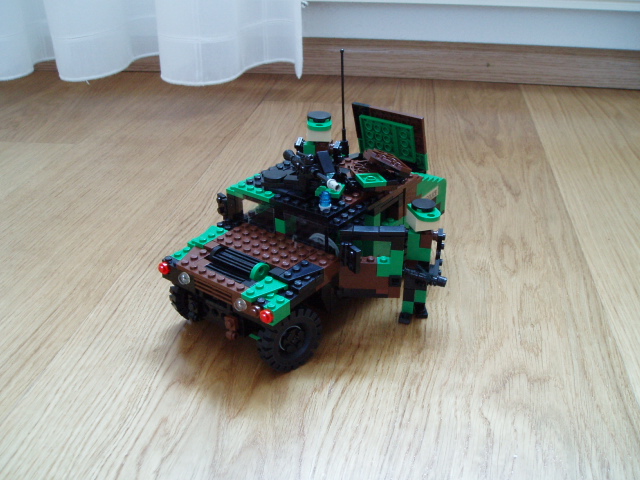 humvee_02.jpg