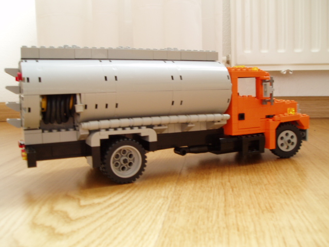 tanker.jpg