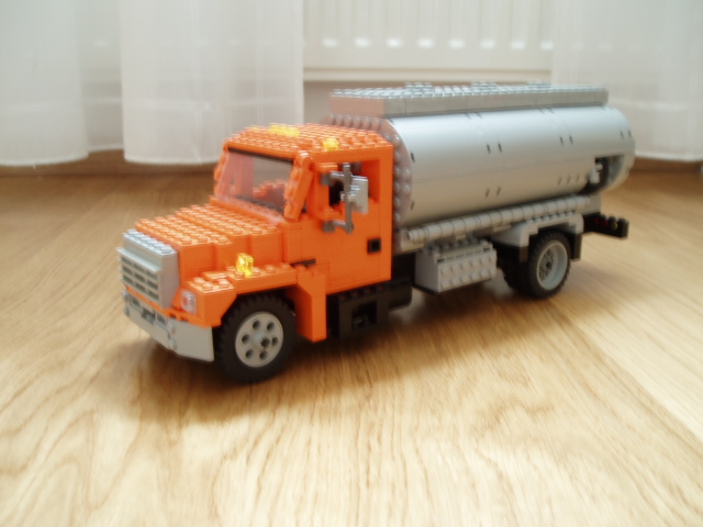 tanker_3.jpg