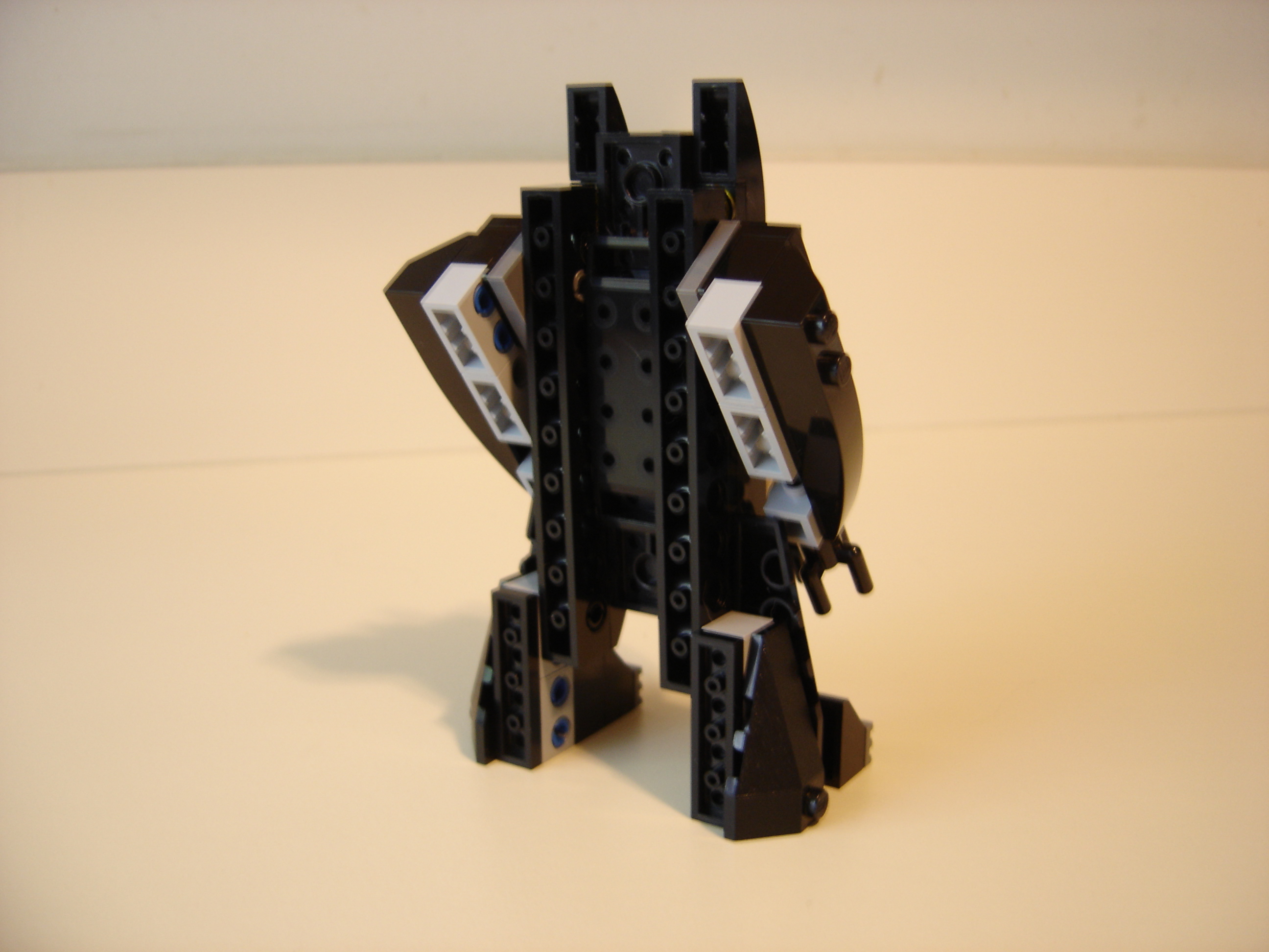 bat-bot_005.jpg