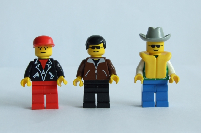 minifigs.jpg