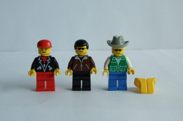 minifigs2.jpg