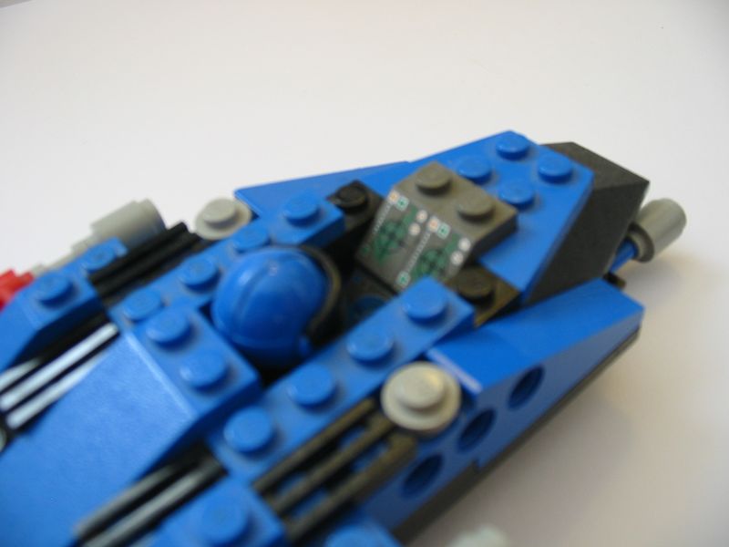 03blueship.jpg