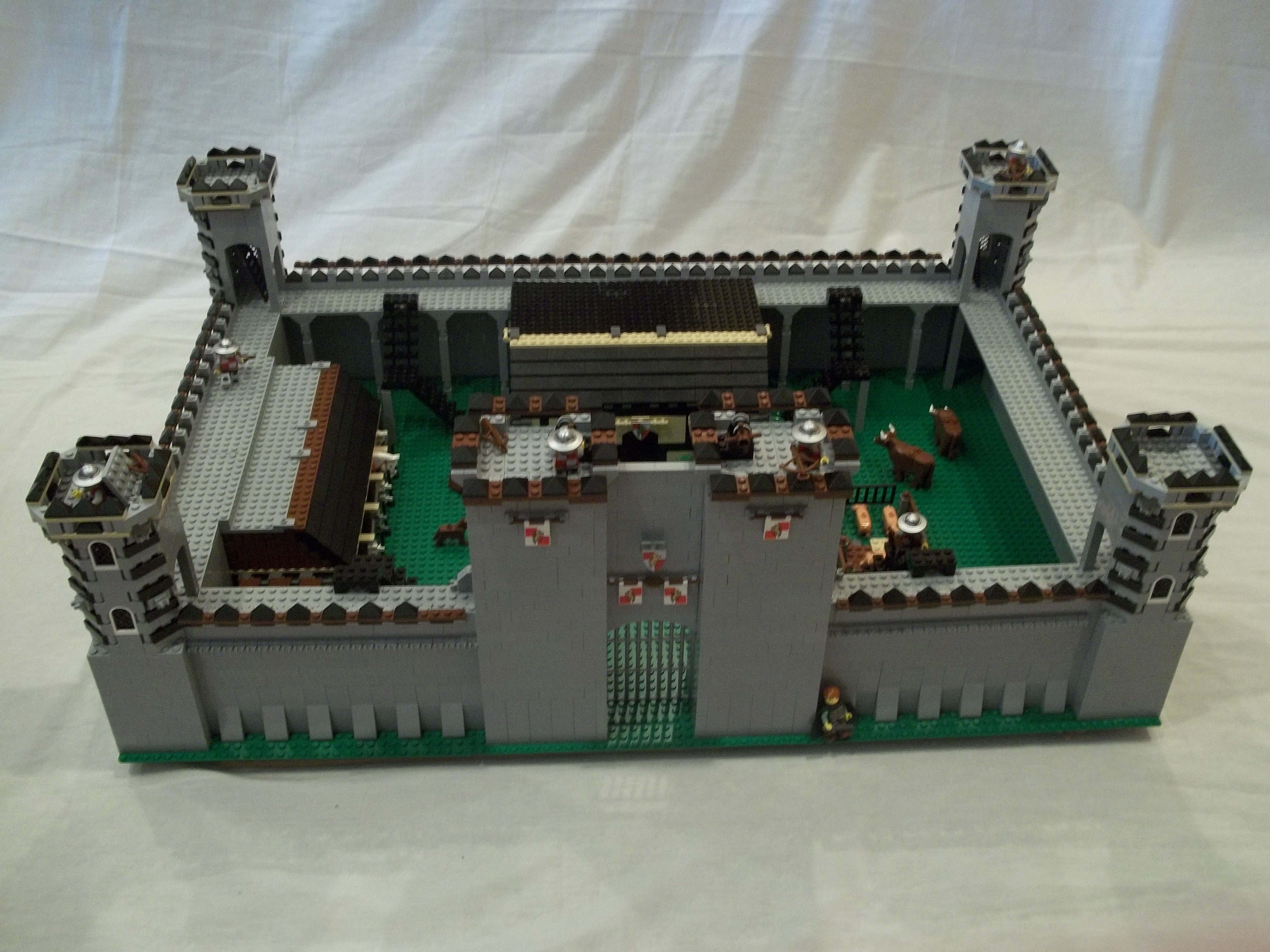 lego_castle_003.jpg