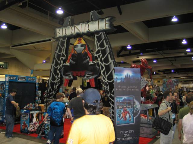 04_vahki_bionicle_2_display.jpg