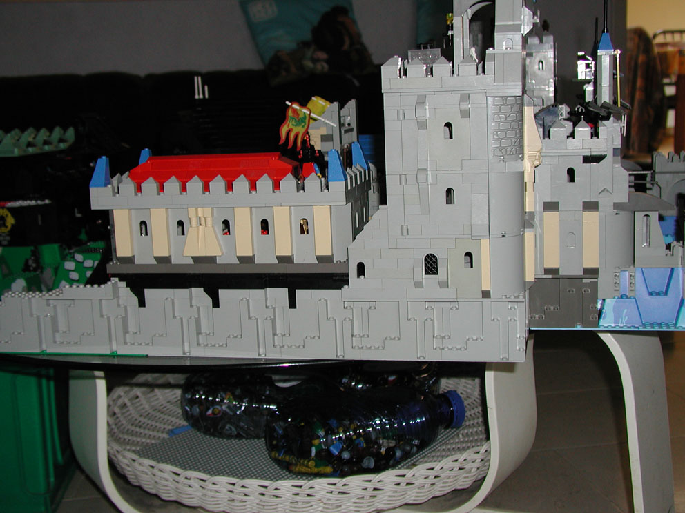 04-right-side.jpg