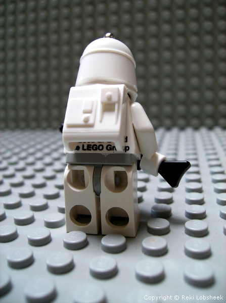 snowtrooper_-_keychain_ii.jpg