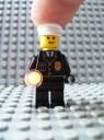 police_officer_light_up_2.jpg