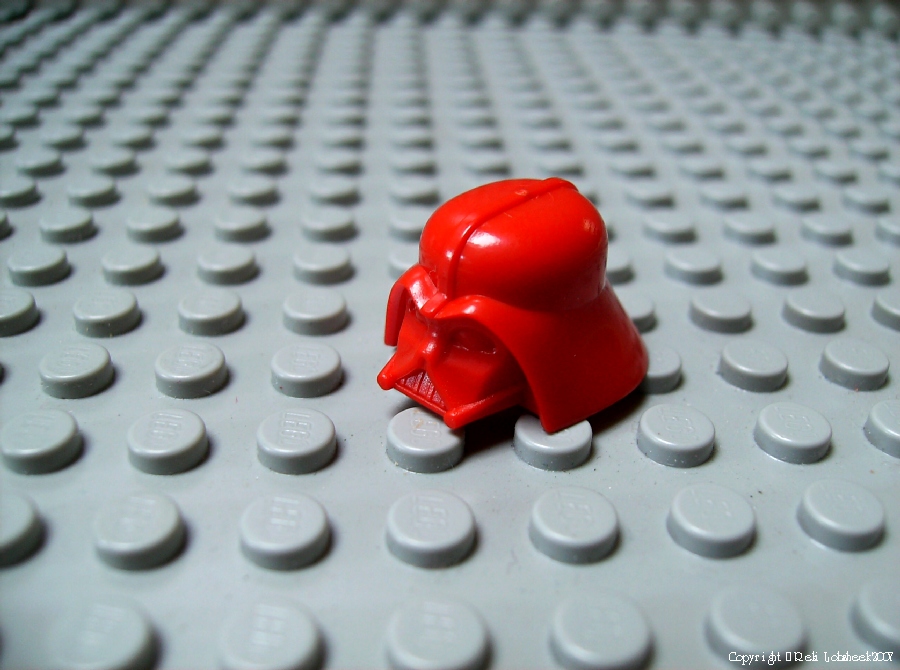 vader_helmet_red.jpg