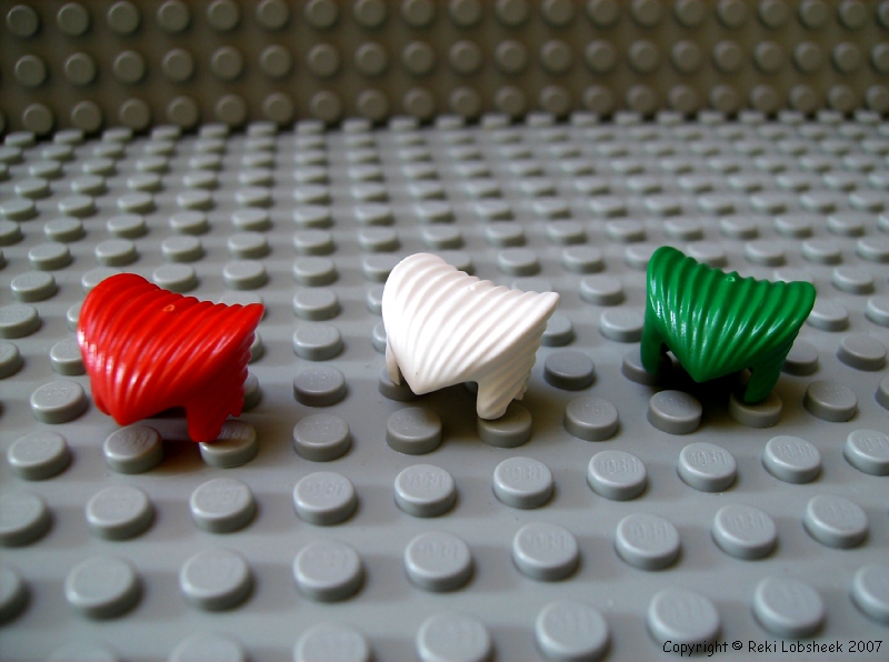 vampire_hair_red_white_green.jpg