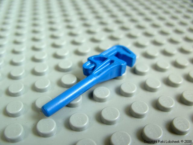 pipe_wrench_blue.jpg
