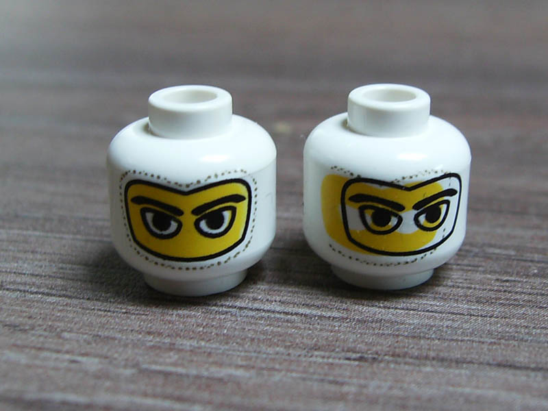 minifig_head_balaclava_misprint_comparison.jpg