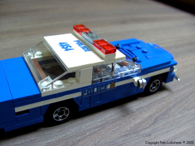 11_police_car.jpg