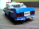 09_police_car.jpg