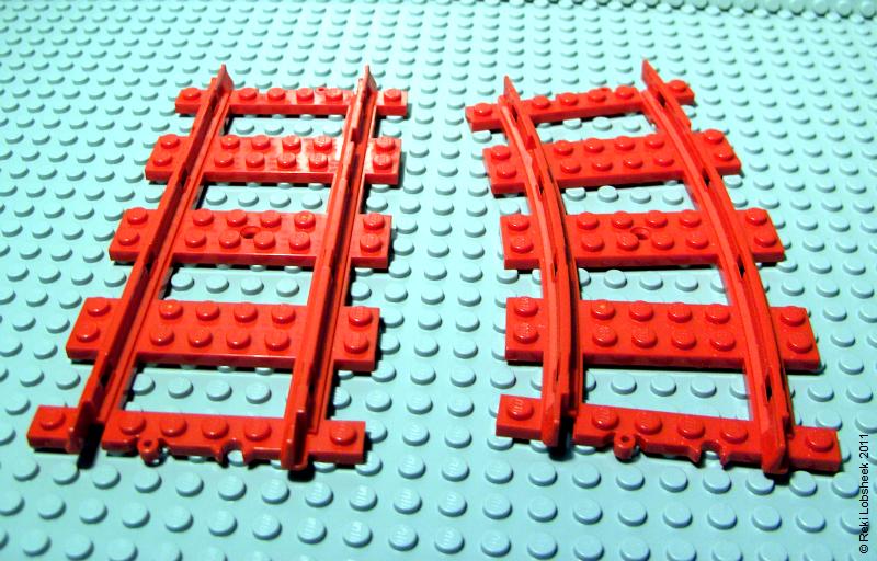 train_tracks_red_-_comparison.jpg