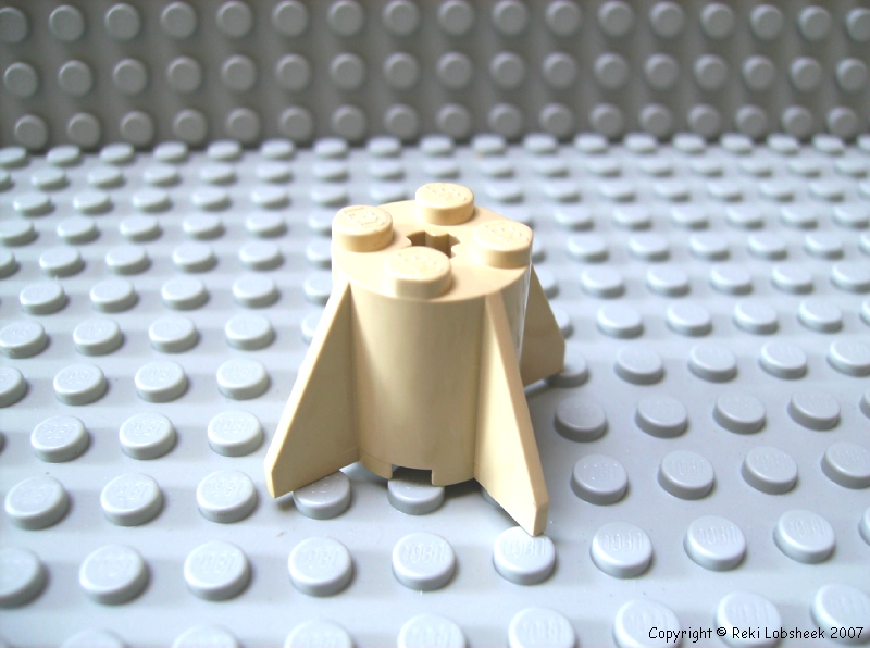 brick_2x2_round_w_fins_tan.jpg