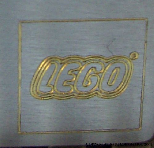 lighter02_lego_sign.jpg