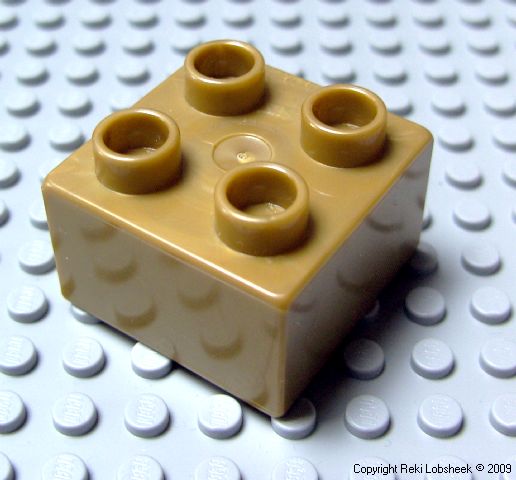 duplo_brick_2x2_-_pearl_gold.jpg