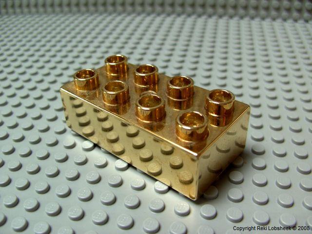 duplo_brick_2x4_chrome_gold.jpg