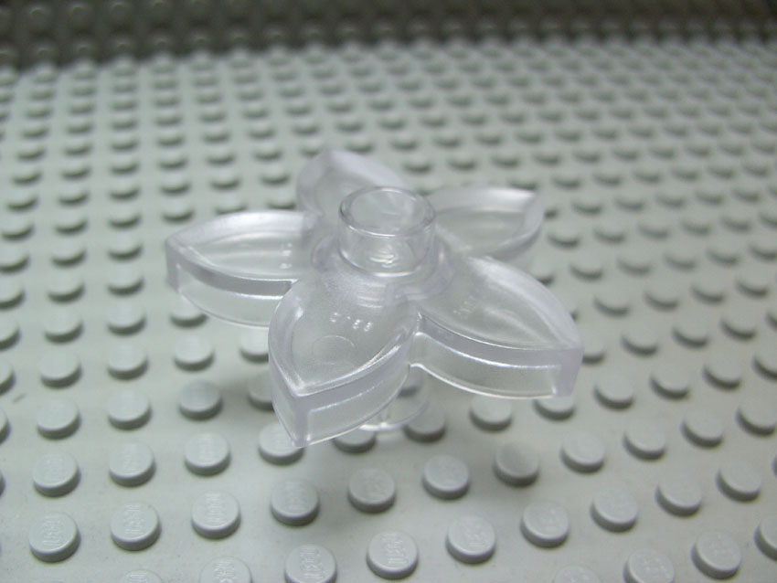 duplo_plant_flower_trans-clear.jpg