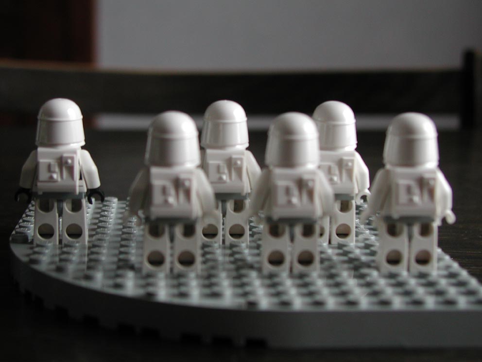 batallion-snowtroopers-1.jpg