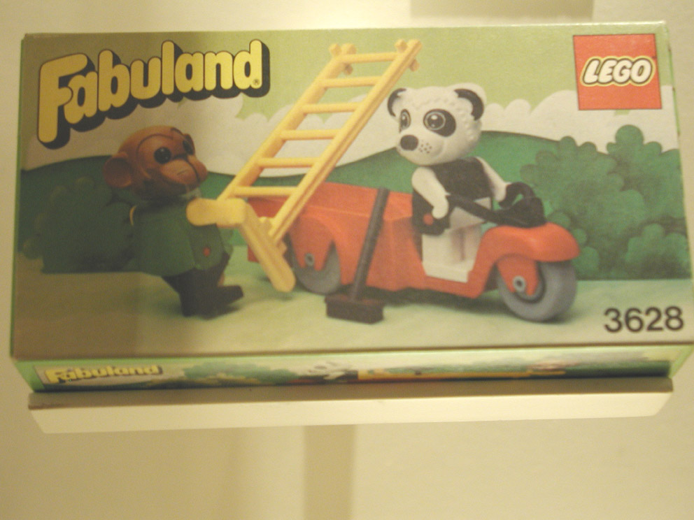 3628_perry_panda_and_chester_chimp.jpg