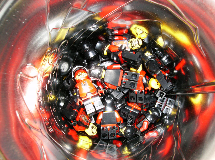 tin_filled_with_scorpion_knights.jpg