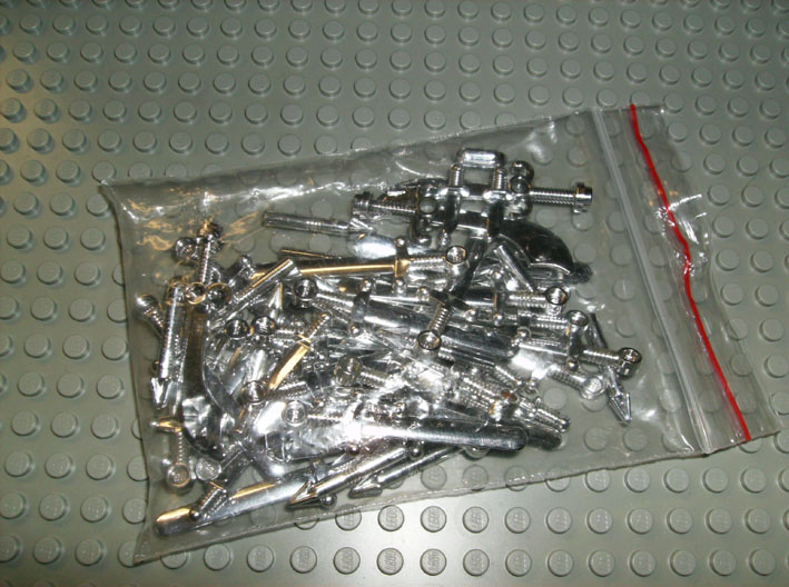 weapons_-_chrome_silver_swords.jpg