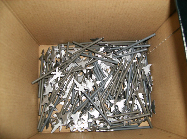 weapons_-_elaborate_hallberds_pikes_with_4_sideblades.jpg