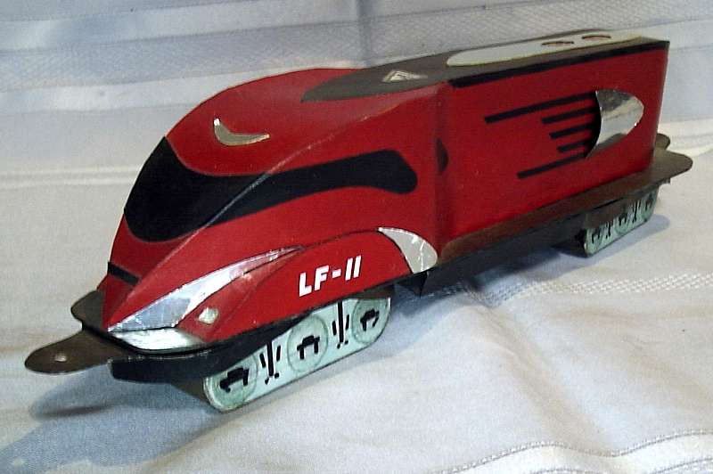 paper_train_high_speed_freight_loco.jpg