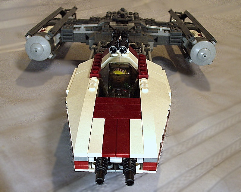 star_wars_y-wing_mod_moc_6.jpg