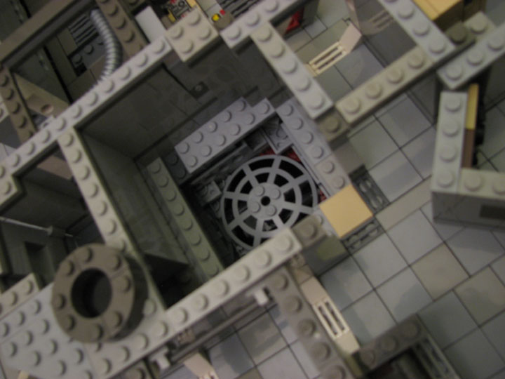 ucs_falcon_interior_015.jpg