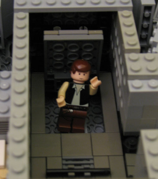 ucs_falcon_interior_022.jpg