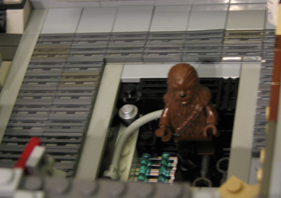 ucs_falcon_interior_023.jpg