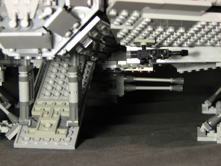 ucs_falcon_interior_029.jpg