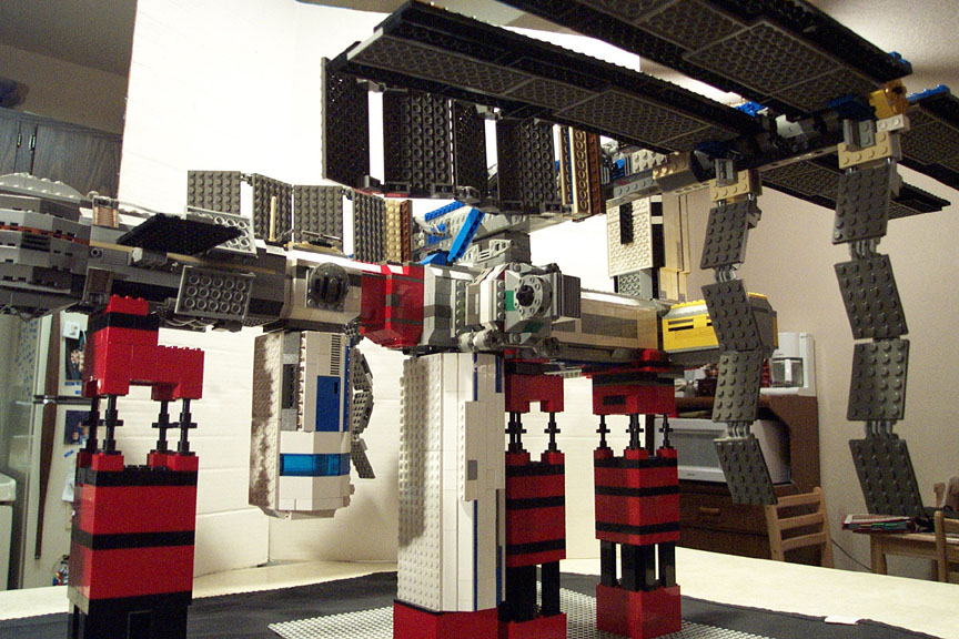 iss-mid-sm.jpg