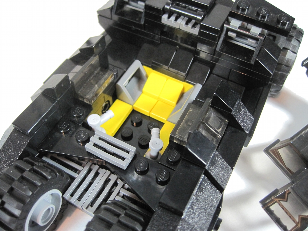 tumbler_interior_close_up.jpg