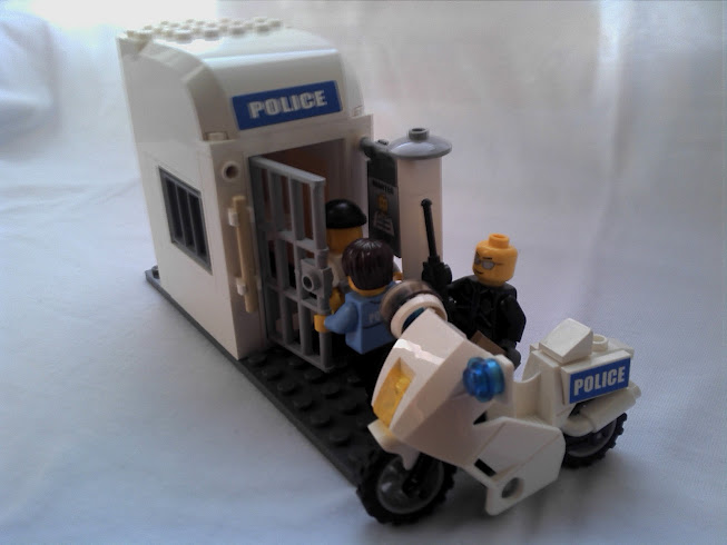 jail-police_3.jpg