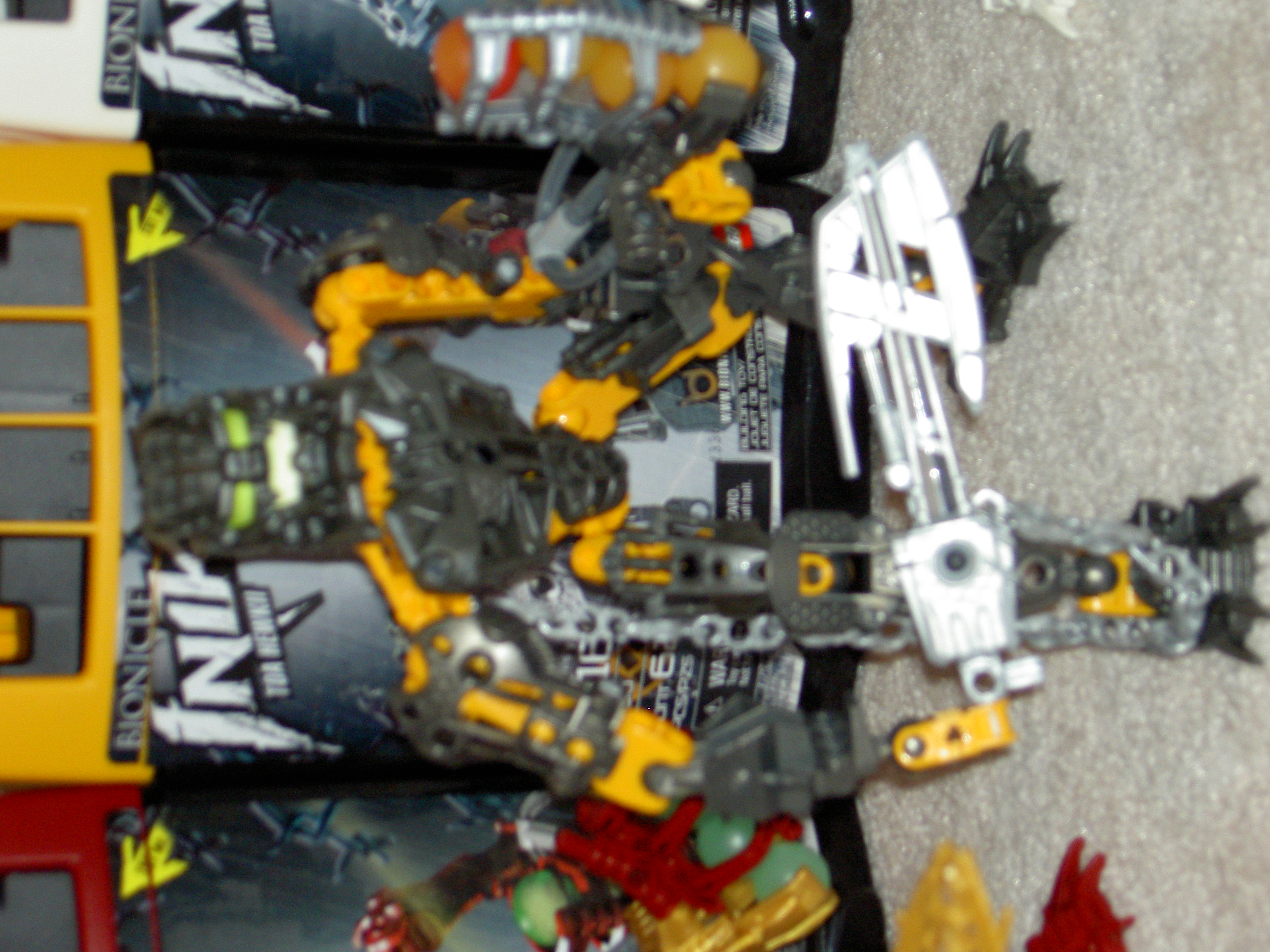 new_bionicle_pics_016.jpg