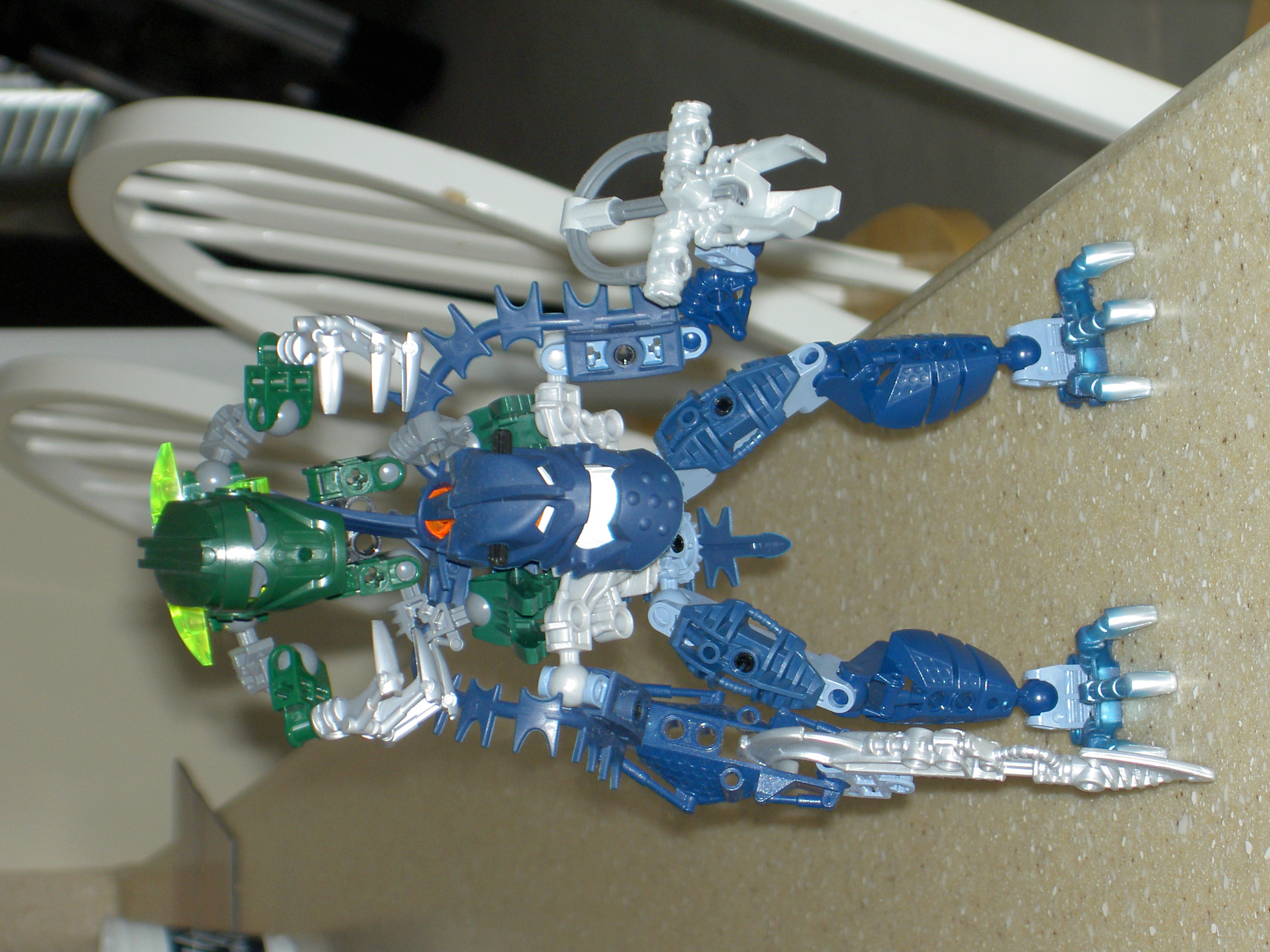 new_bionicle_pics_004.jpg