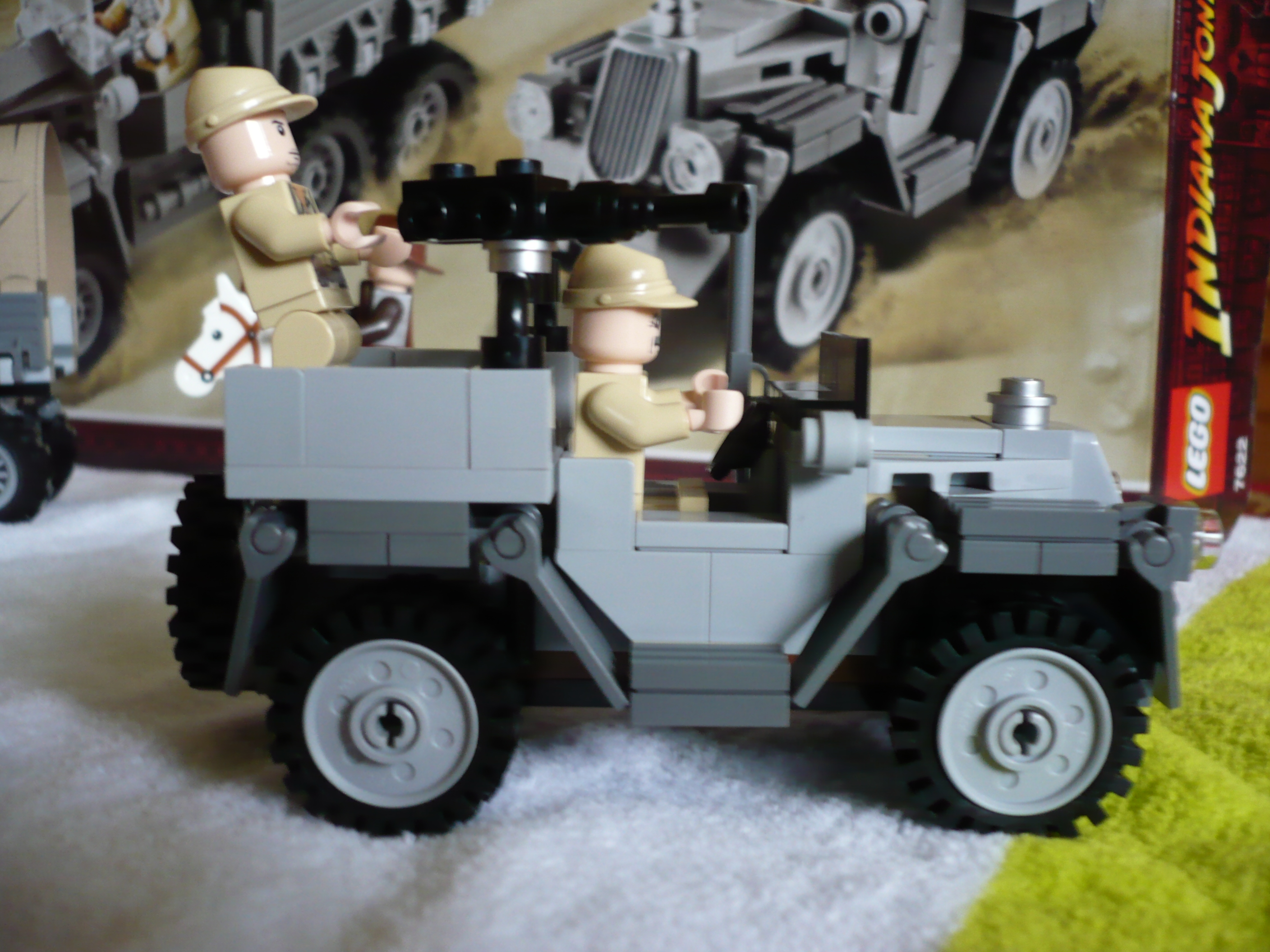 7622jeep_right.jpg