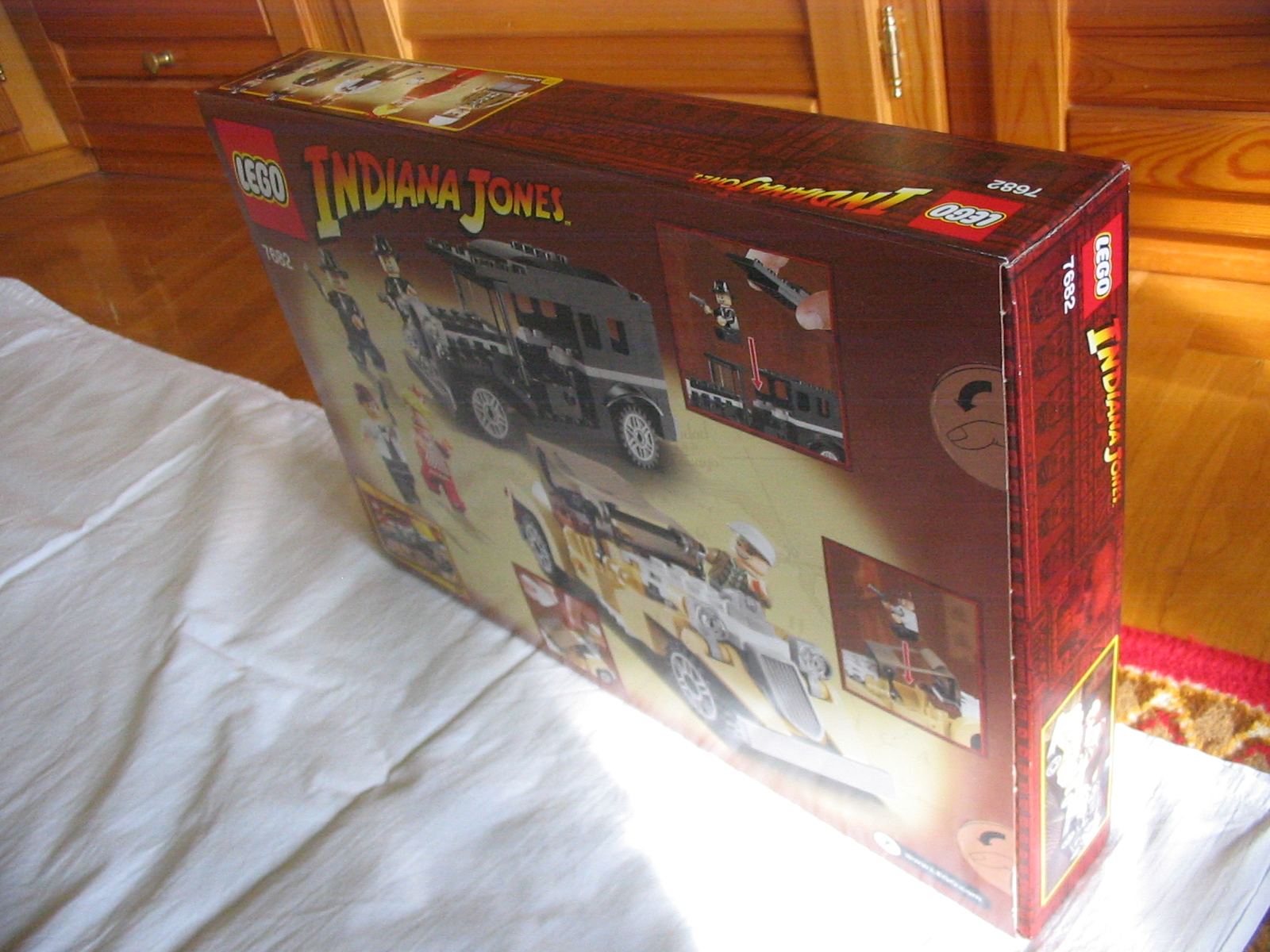 7682box4.jpg