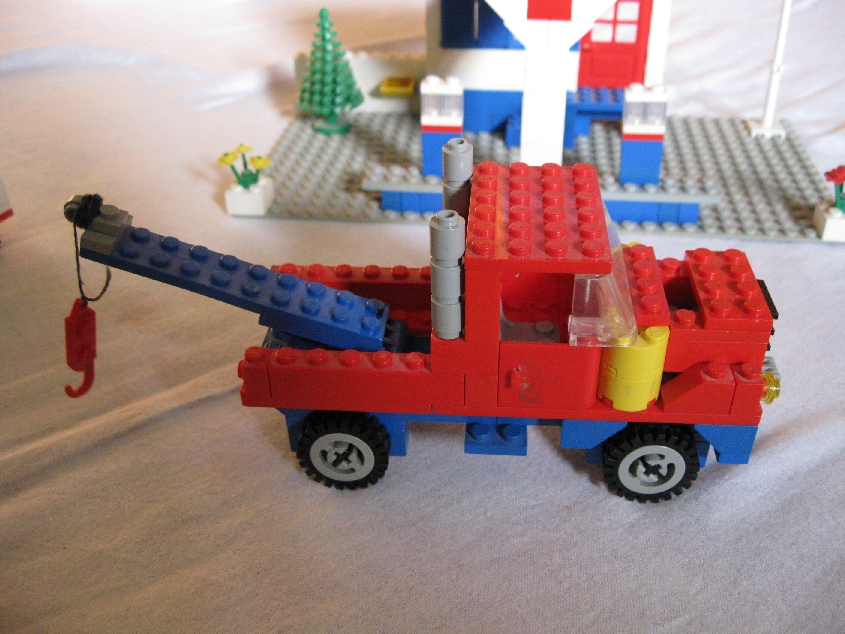 720truckright.jpg