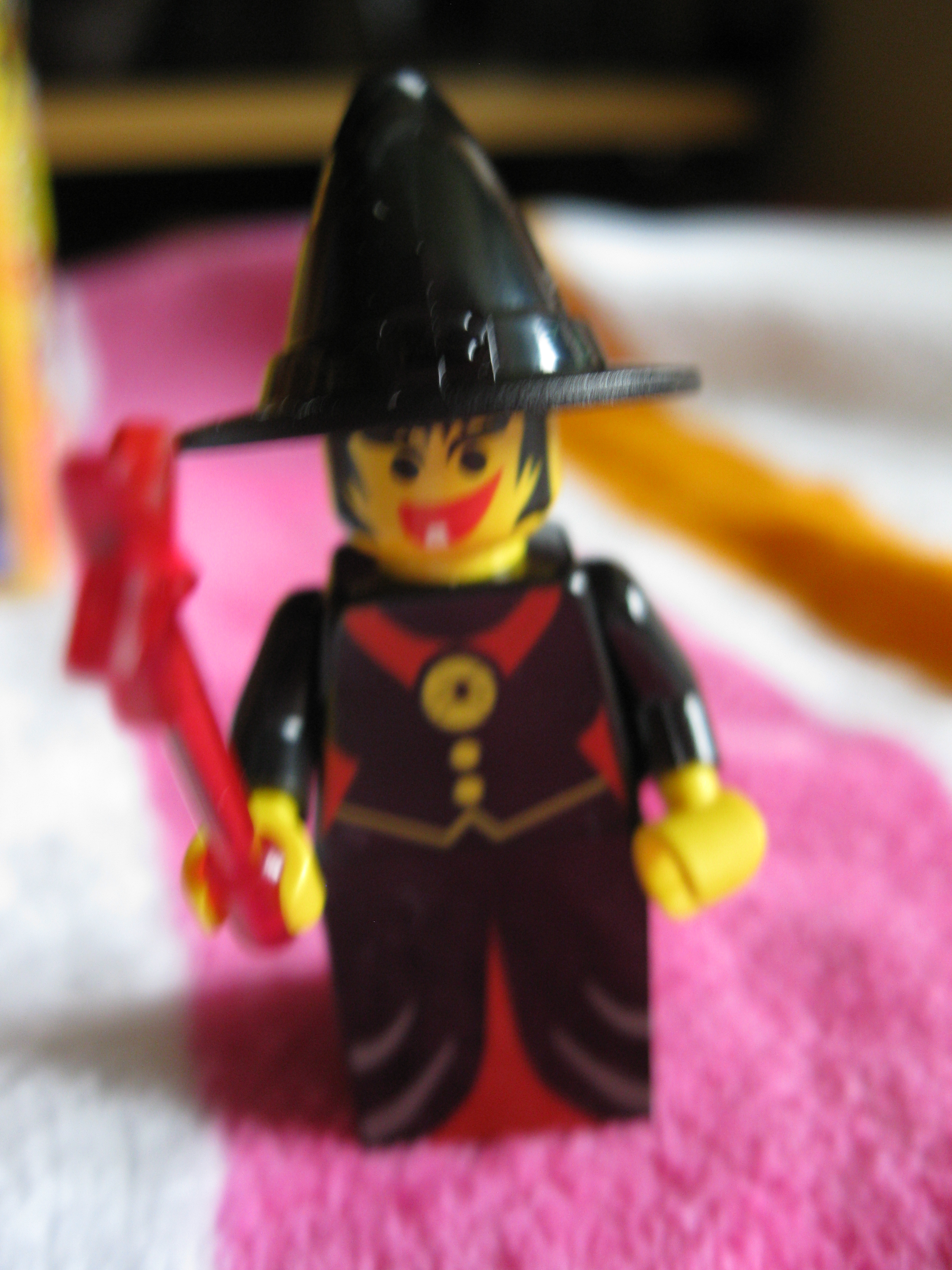 2872witch.jpg