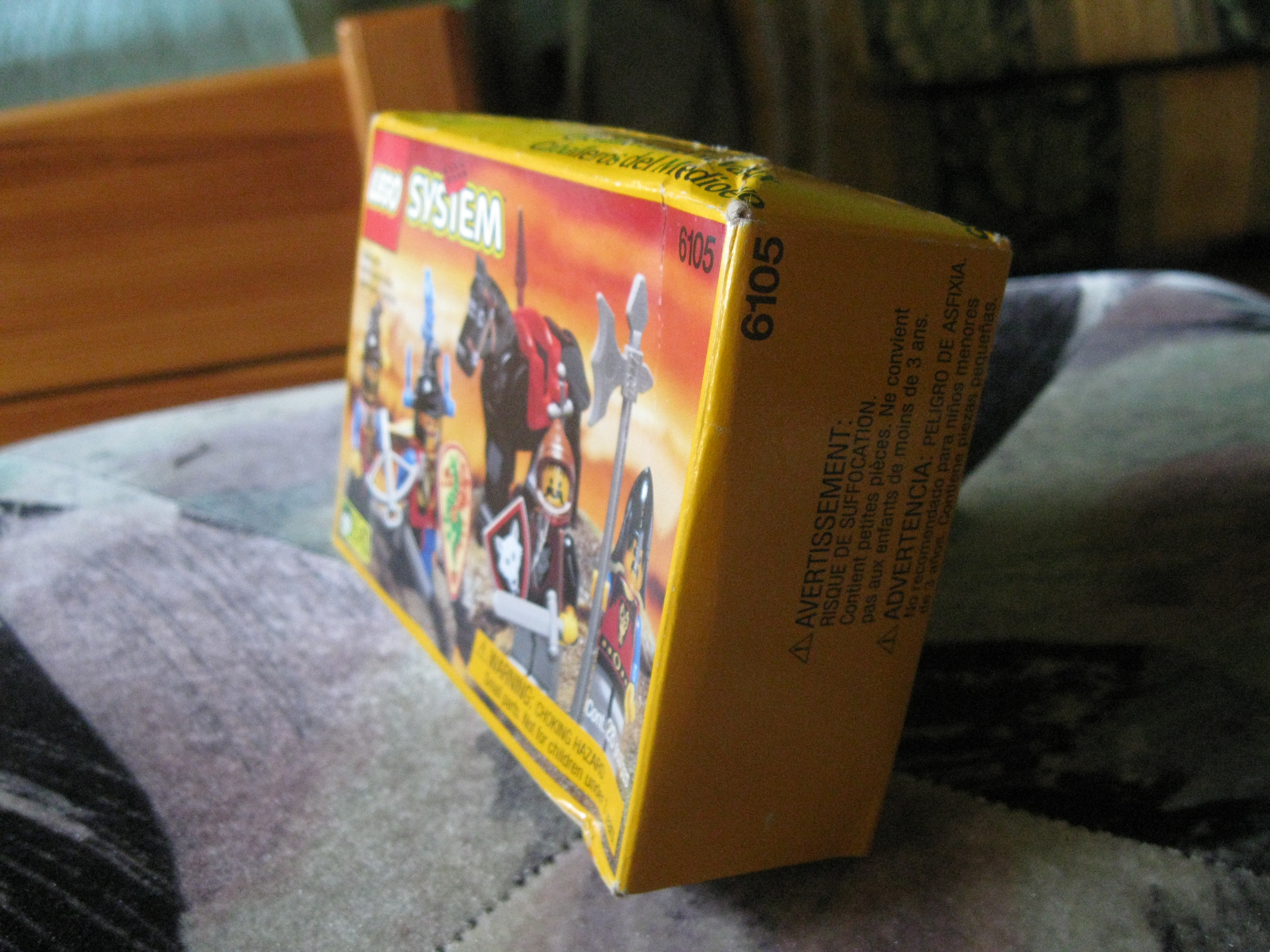6105box2.jpg