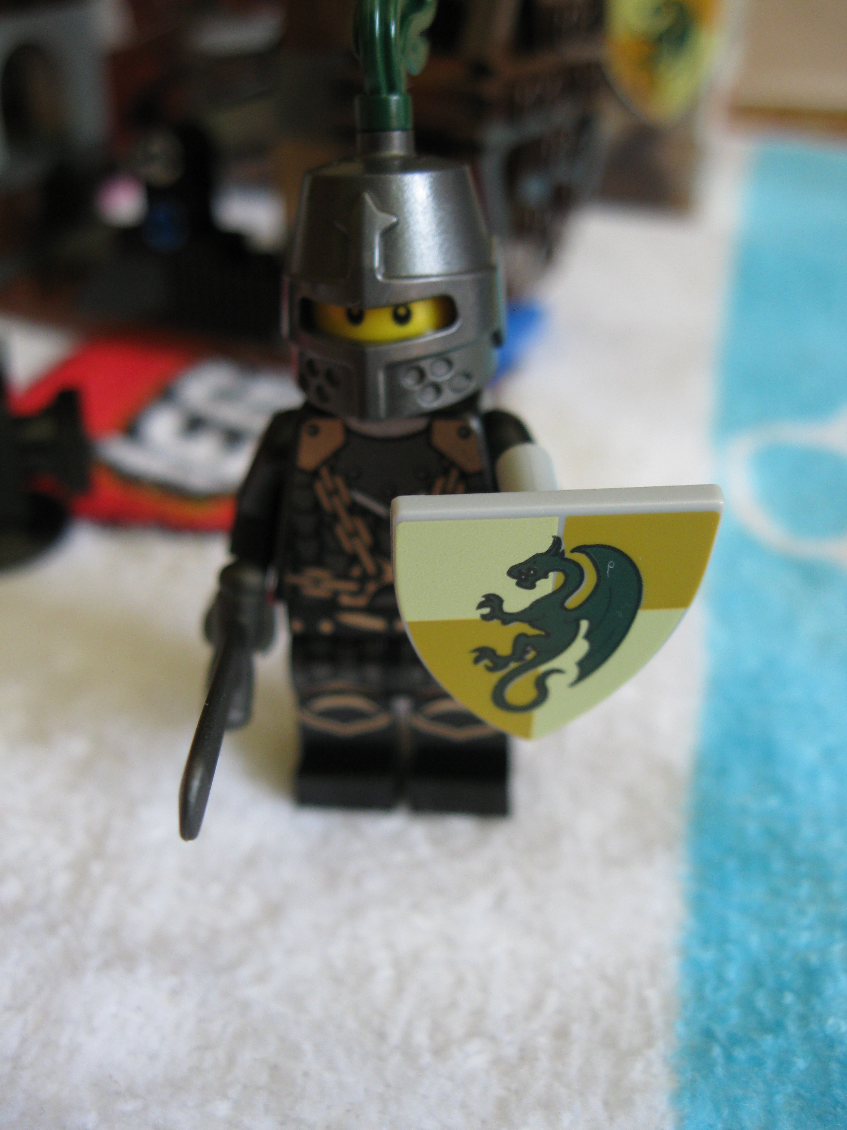 6918knight2.jpg