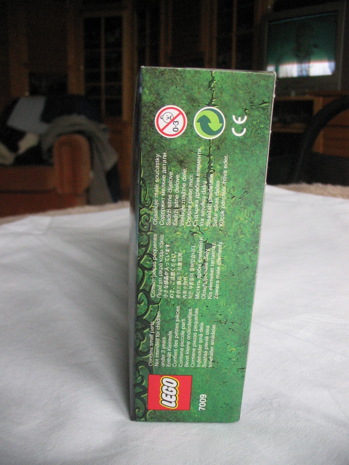 7009box3.jpg