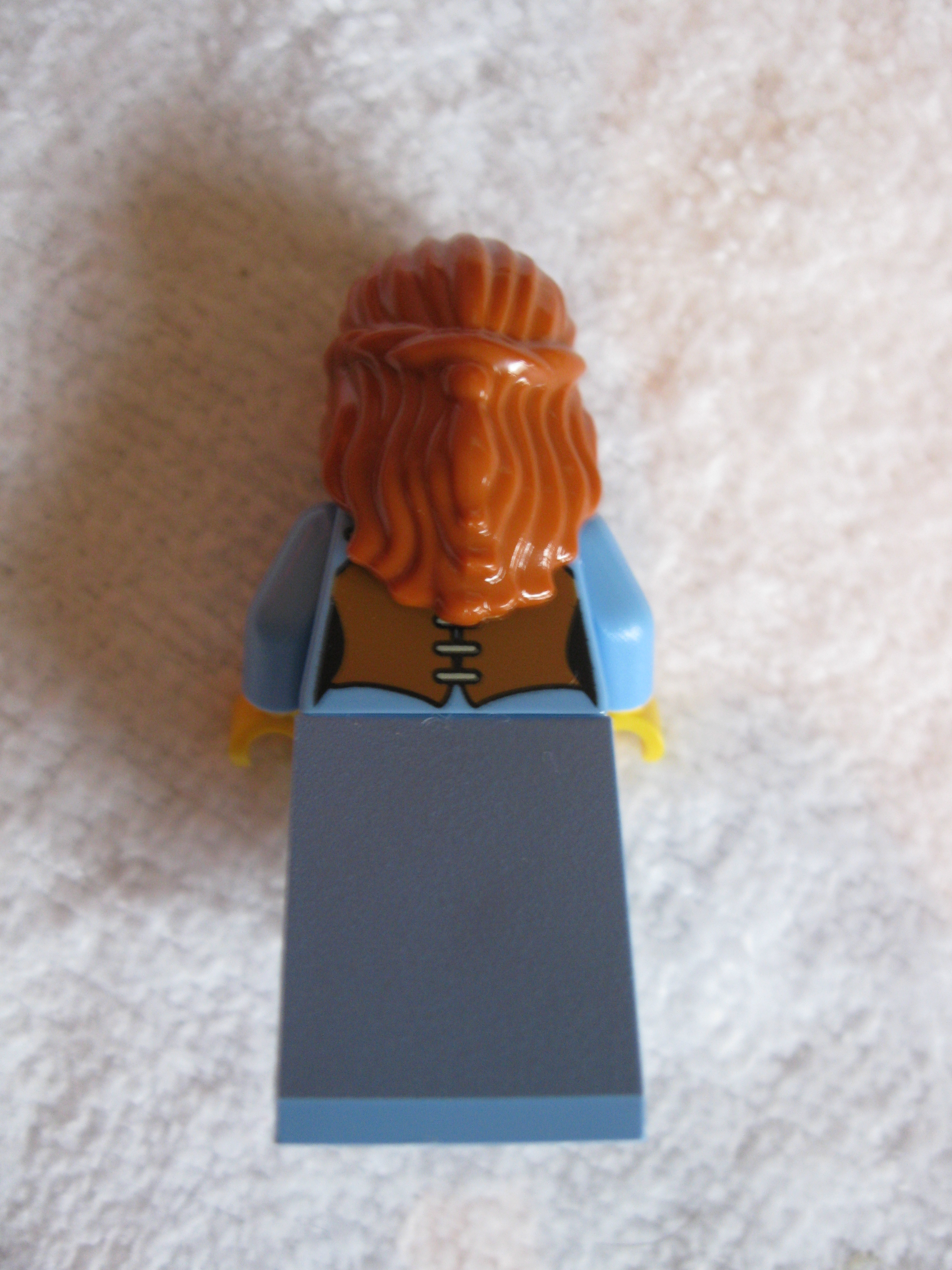 7189minifiguresfraubauer3.jpg